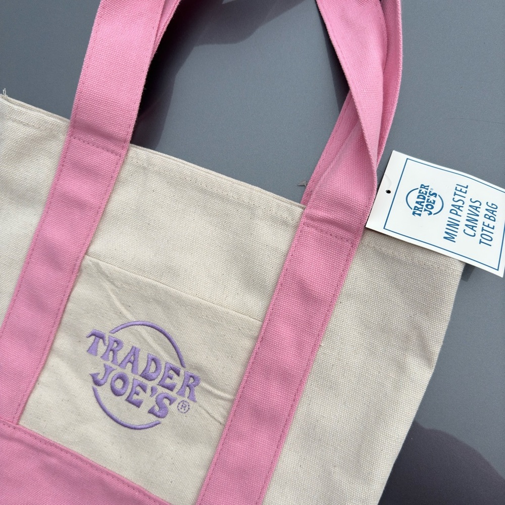 4 Canvas Tote with Trim and Pastel Embroidery